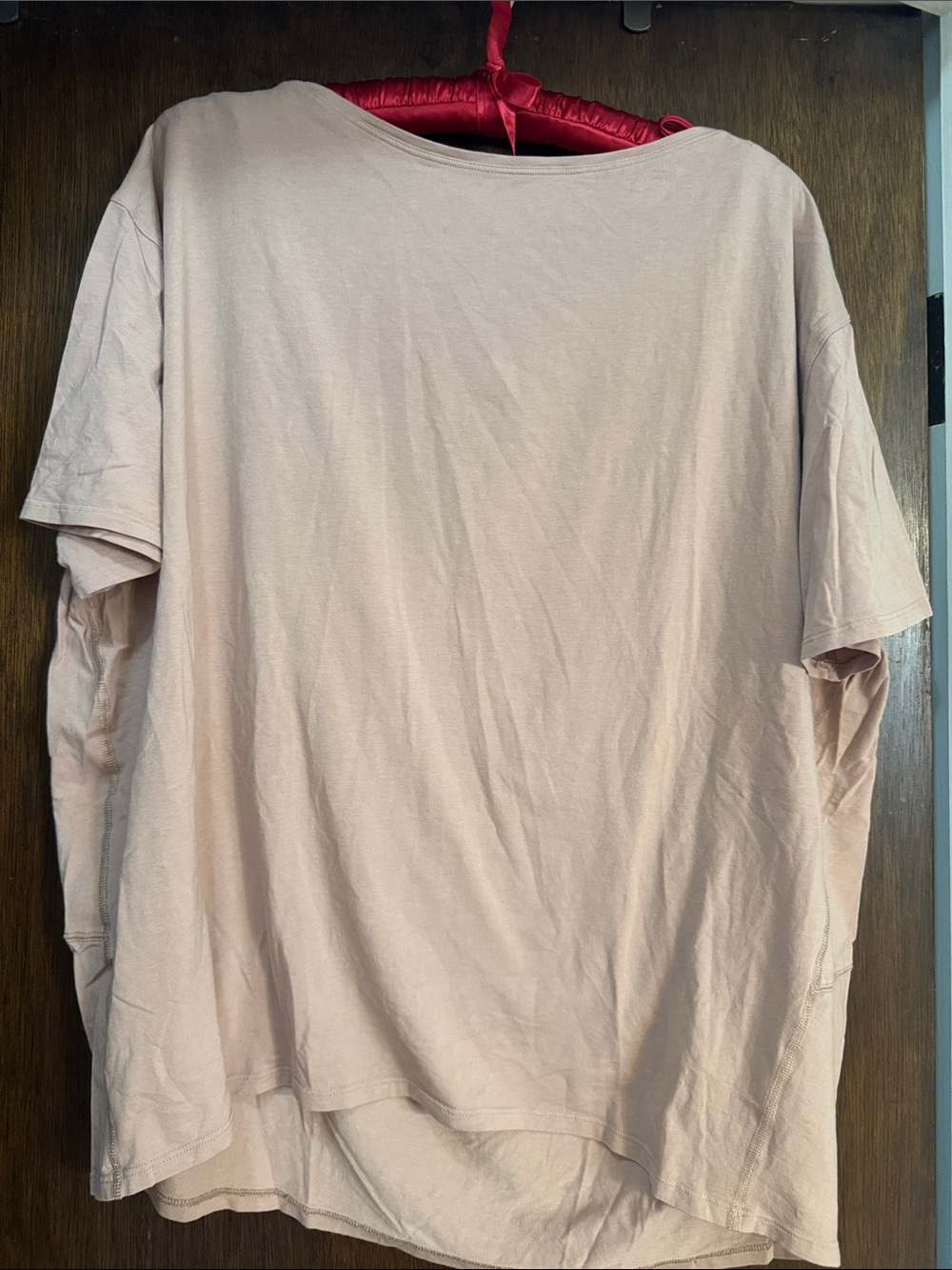 Lululemon Short-Sleeve Crew in a Cream/Light Beige